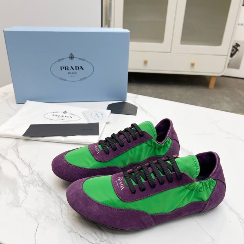 Pra*a casual shoes